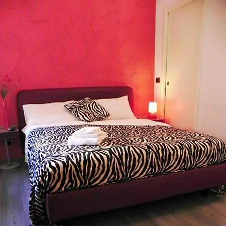 2floor Piramide Rom